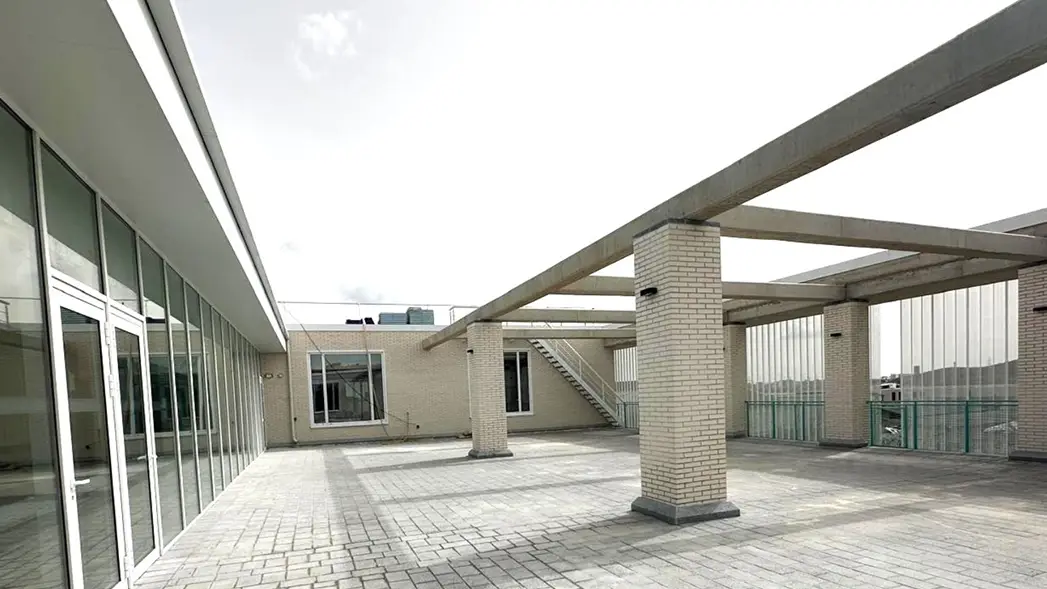 Patio exterior y zonas al aire libre de NOVA FP23
